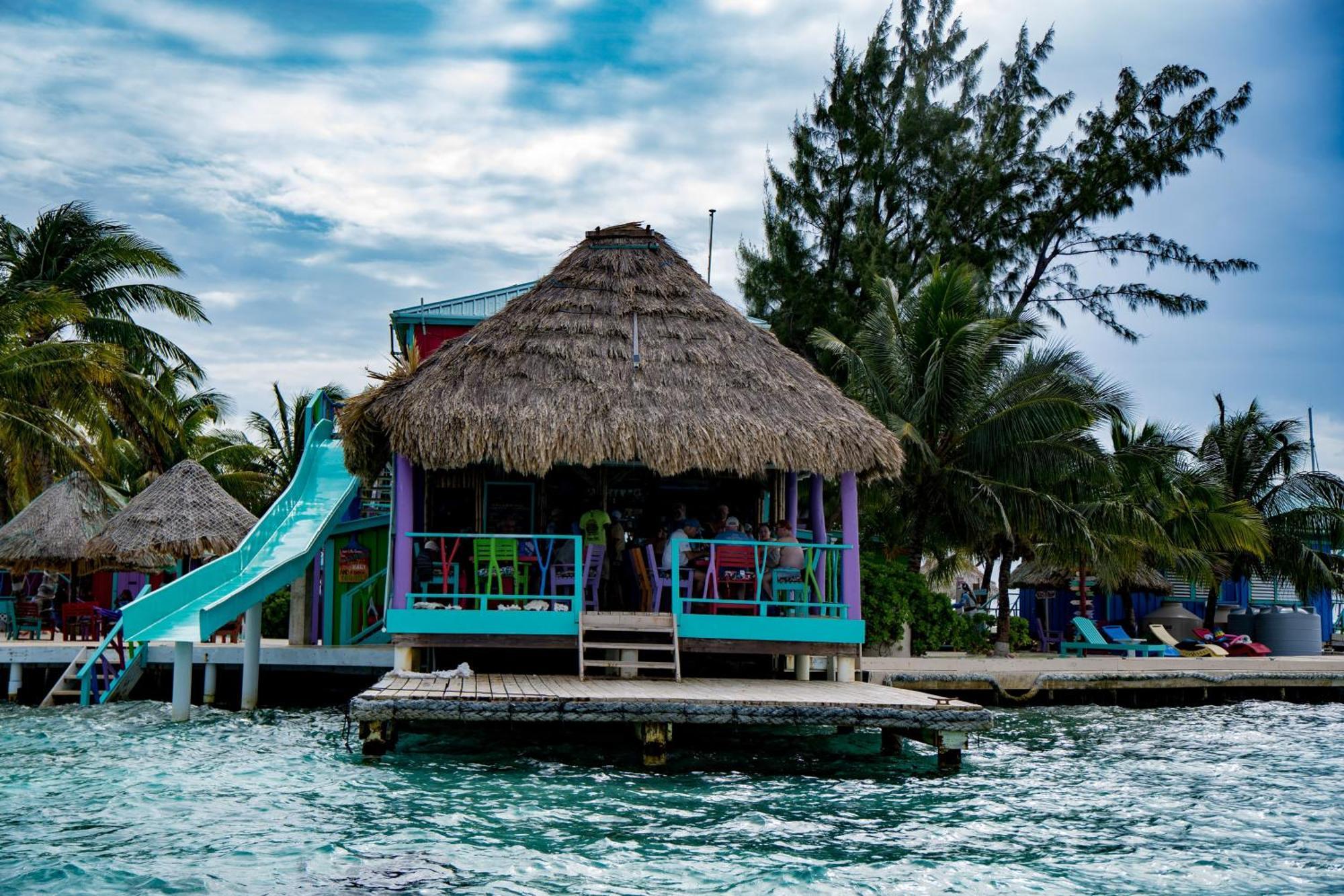 King Lewey'S Island Resort Placencia 外观 照片