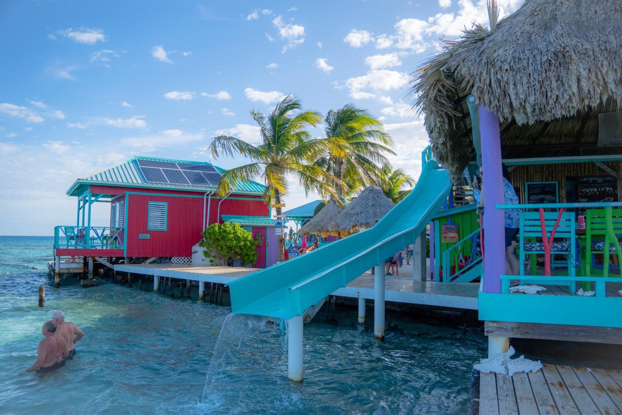 King Lewey'S Island Resort Placencia 外观 照片