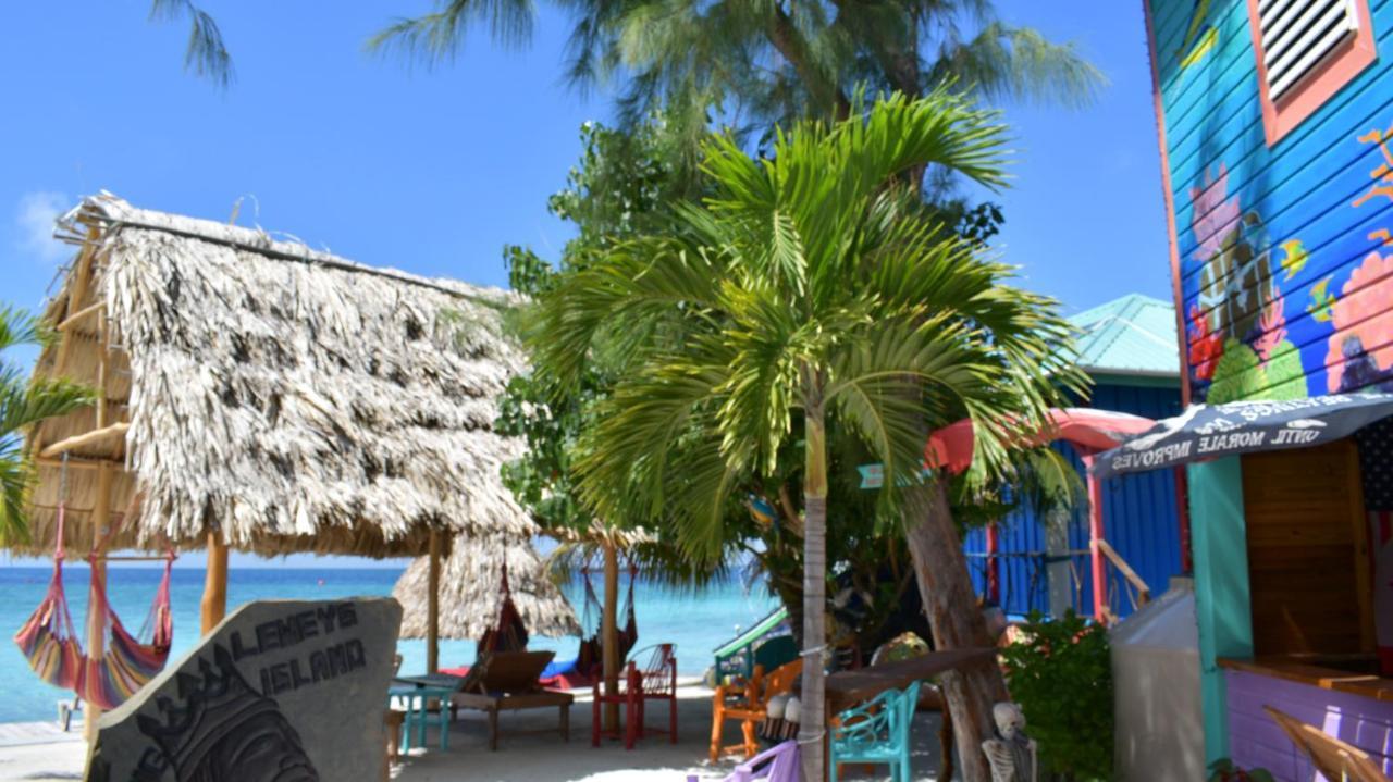 King Lewey'S Island Resort Placencia 外观 照片